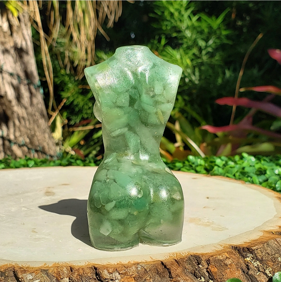 Slender Statue -Green Aventurine Stones- - Momma Resin