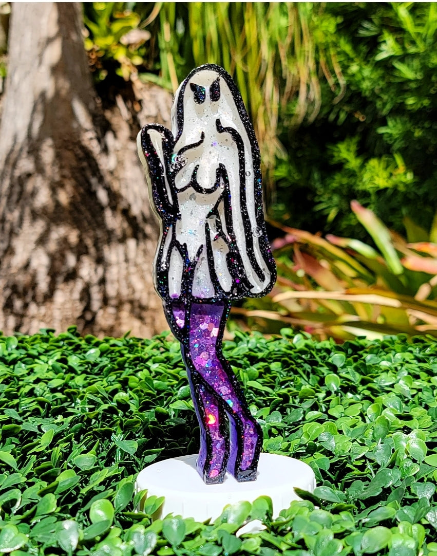 Miss Boo 6.35 inch Statue "Spooktastic" - Momma Resin