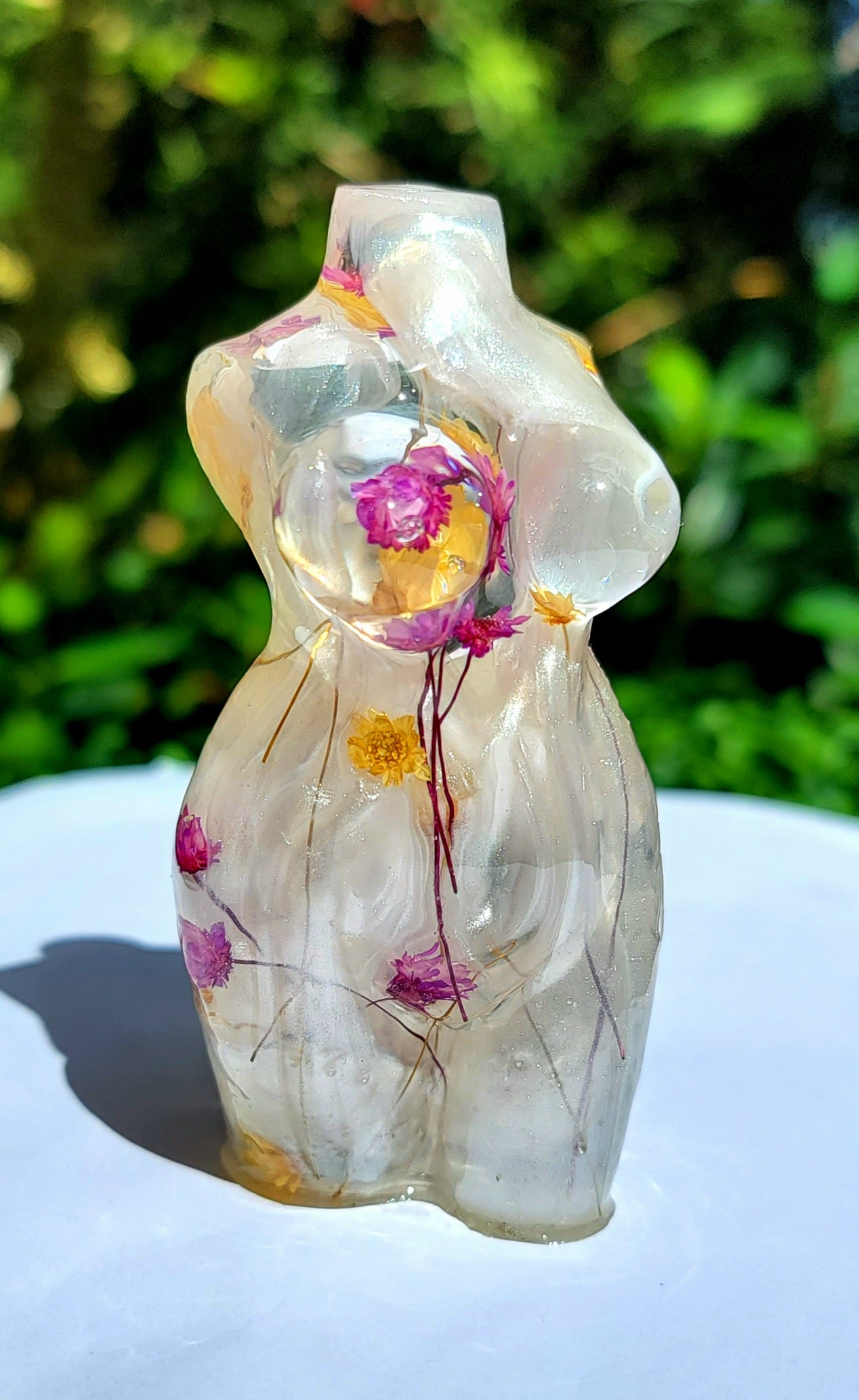 Curvy Statue - Floral Dreams- - Momma Resin