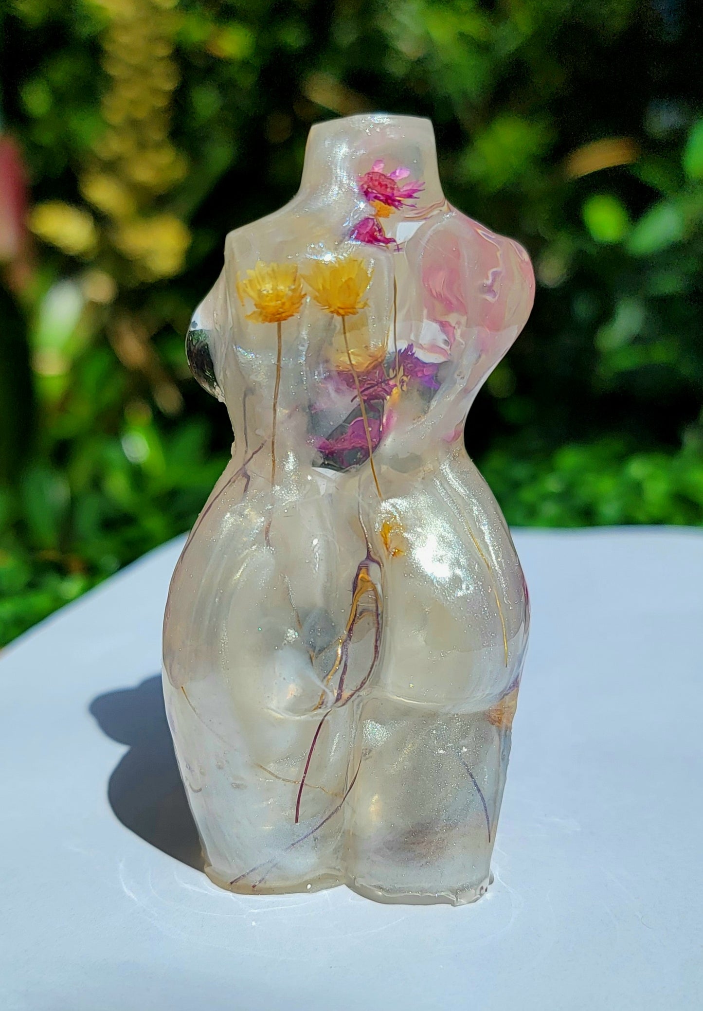 Curvy Statue - Floral Dreams- - Momma Resin