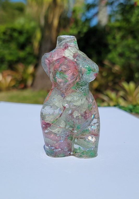 Curvy Statue -Small 3 in. -Mystical Glitter Garden- - Momma Resin