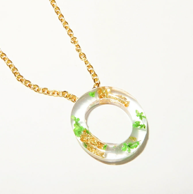 "O" Custom Initial Necklace - Momma Resin