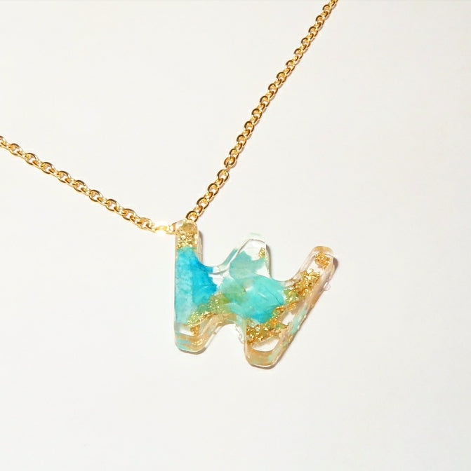 "W" Custom Initial Necklace - Momma Resin