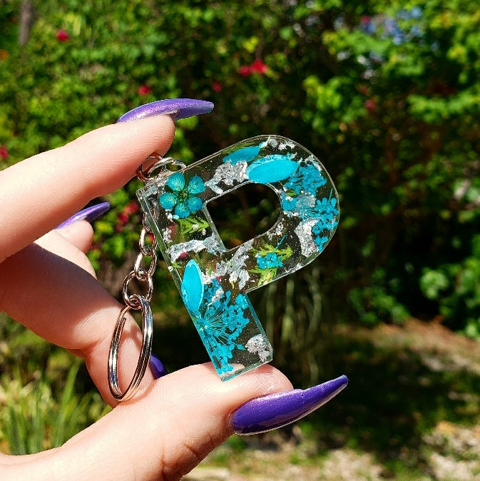 "P" Floral Letter Key chain - Momma Resin