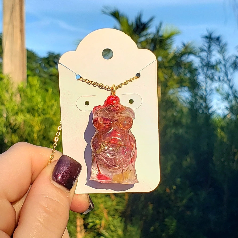 Plus Size Goddess Body Necklace - Momma Resin