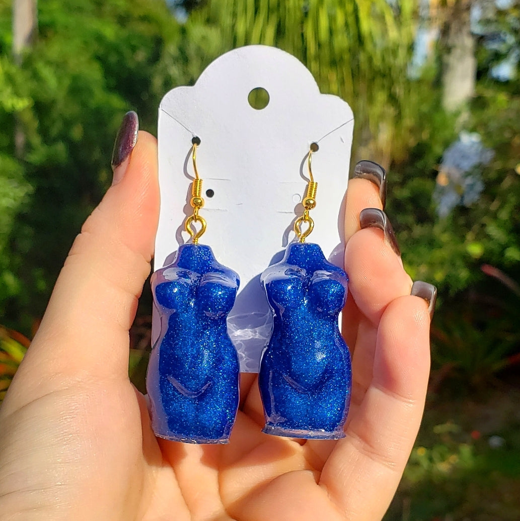 Curvy Body Earrings - Momma Resin