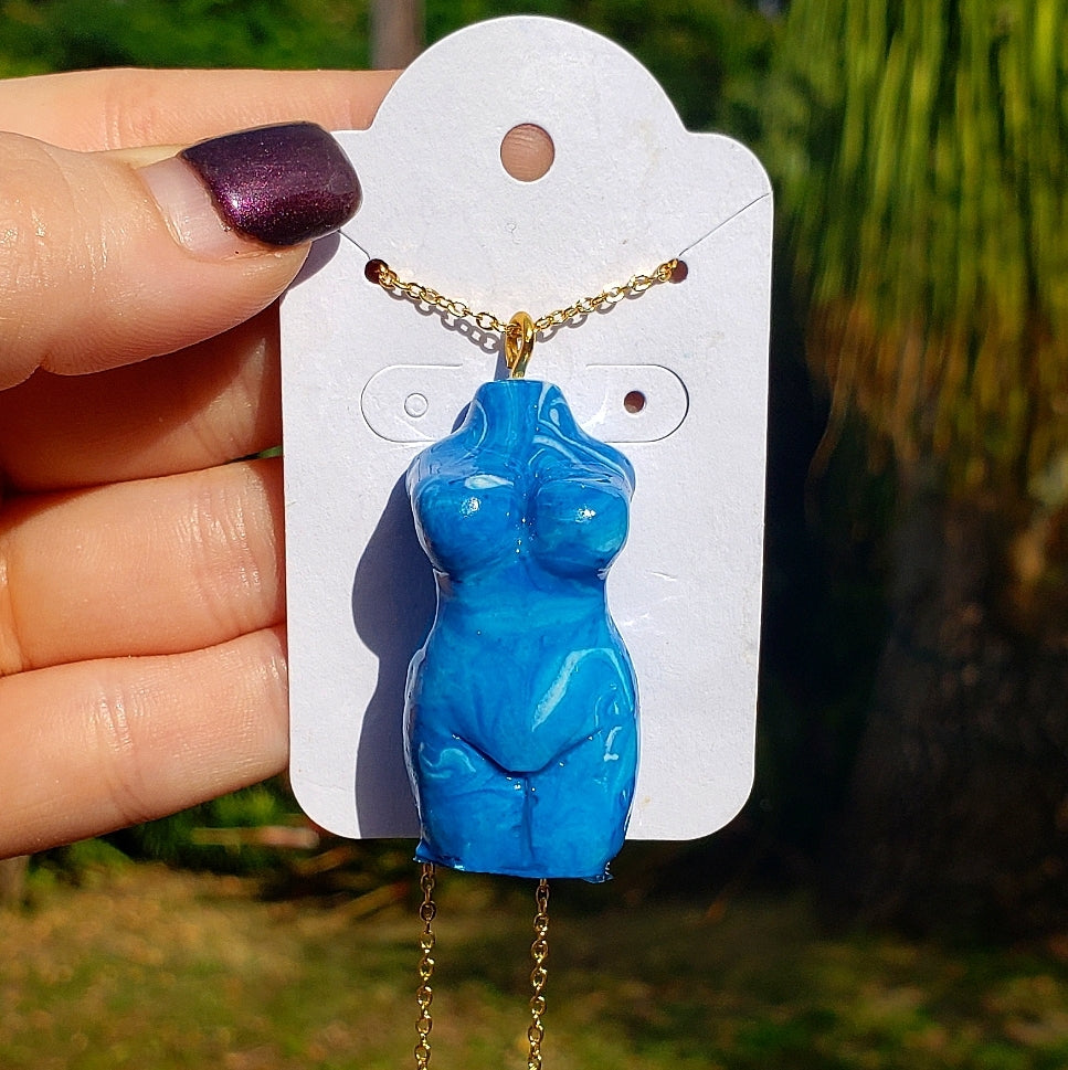 Curvy Body Necklace - Momma Resin