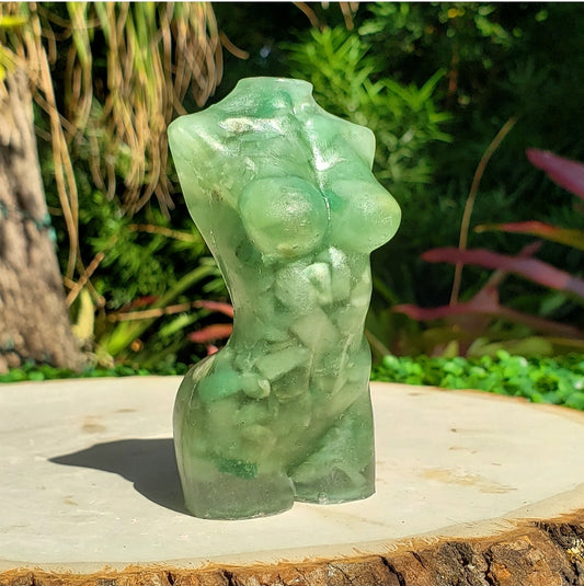 Slender Statue -Green Aventurine Stones- - Momma Resin