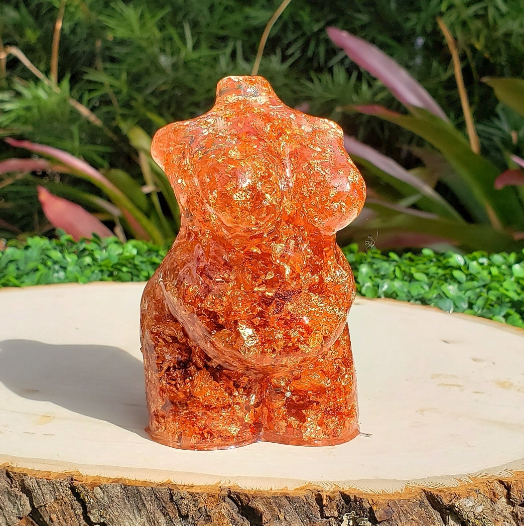 Plus Size Statue -Large-  -Rose Gold Flakes- - Momma Resin