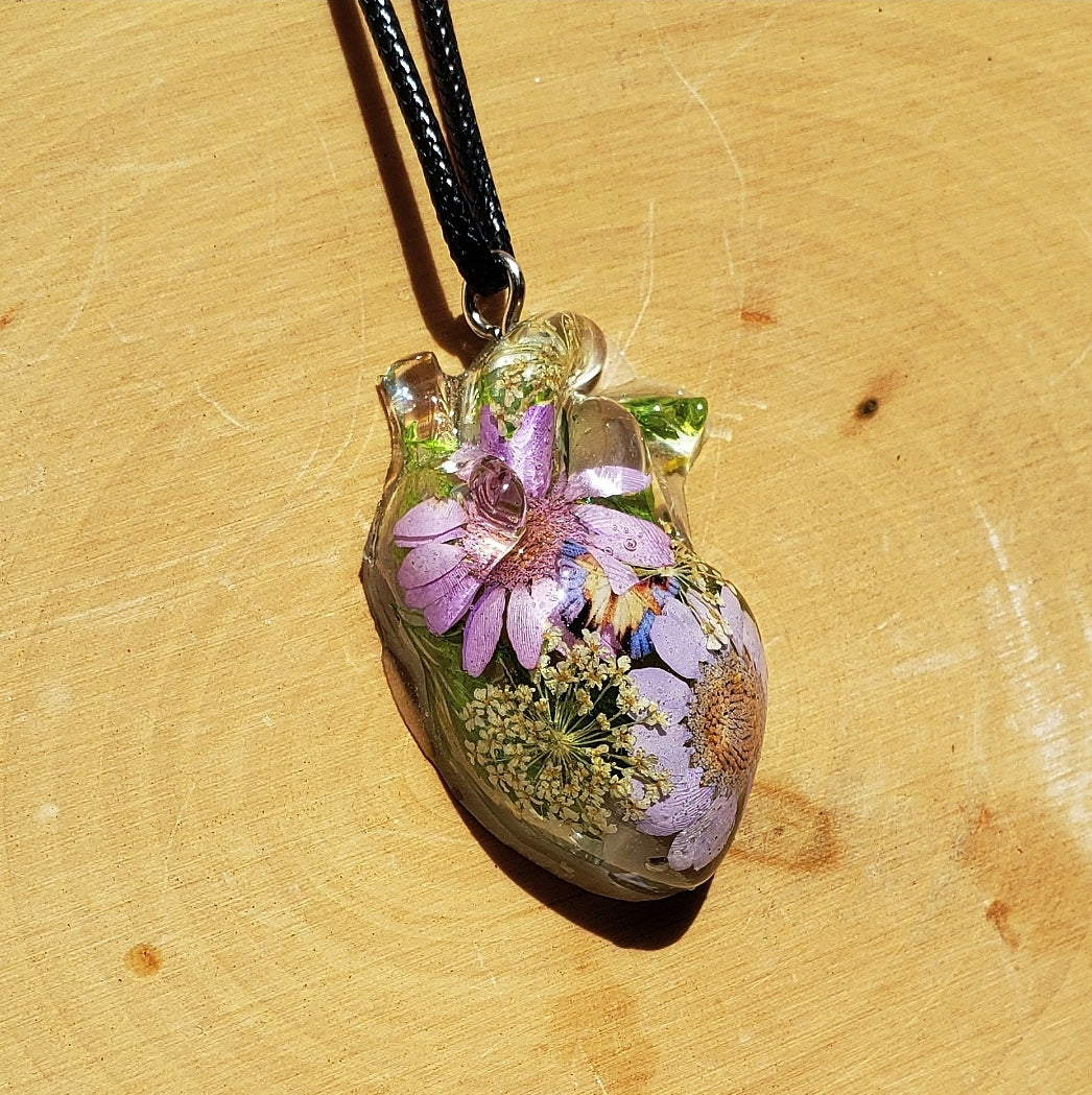 Floral Human Heart Necklace - Momma Resin