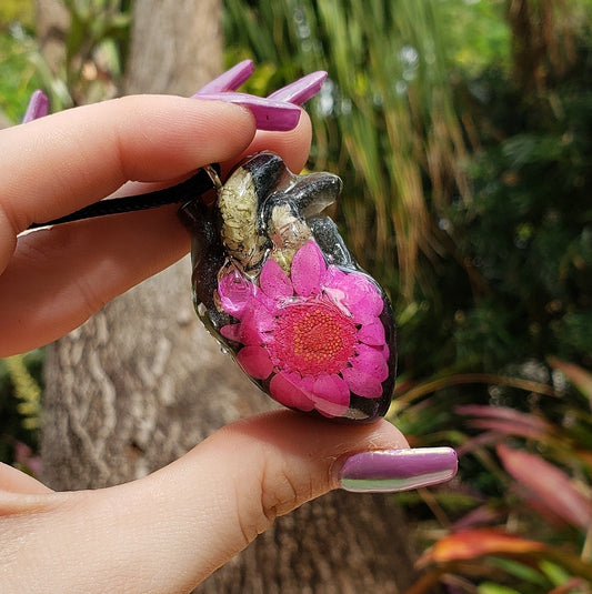 Floral Human Heart Necklace - Momma Resin