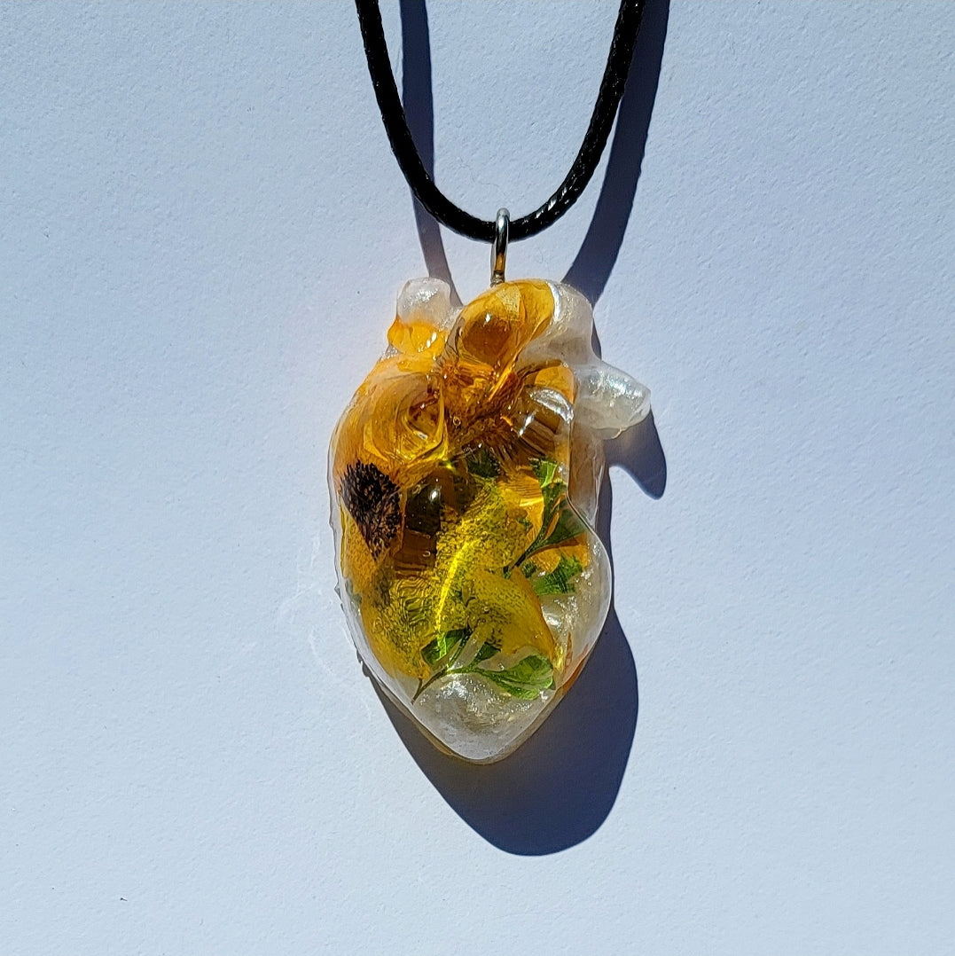 Human Heart Necklace - Momma Resin