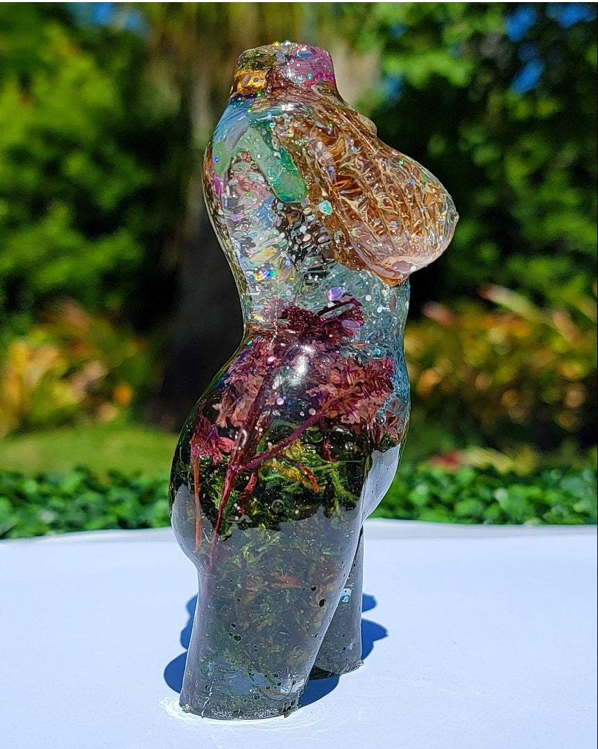 Curvy Statue Large 5.5 in. Mystical Mushroom Forest - Momma Resin