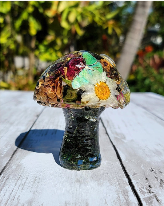 Decorative Forest Mushroom - Momma Resin