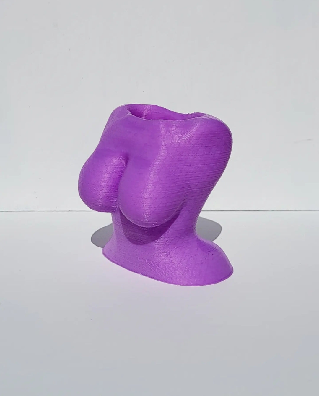 Body Pot Statue - Momma Resin